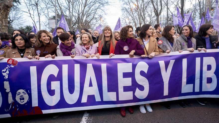Cabecera del PSOE durante una manifestación convocada por la Comisión 8M.