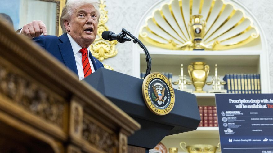 Jueza de EEUU bloquea despidos de Trump por cierre de Gobierno