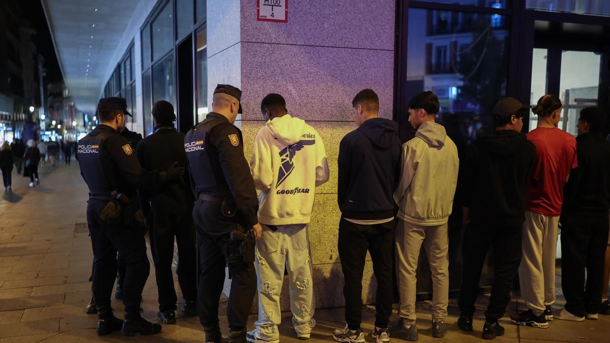 El blindaje y cientos de identificaciones evitan nuevos saqueos en las convocatorias de Blocus