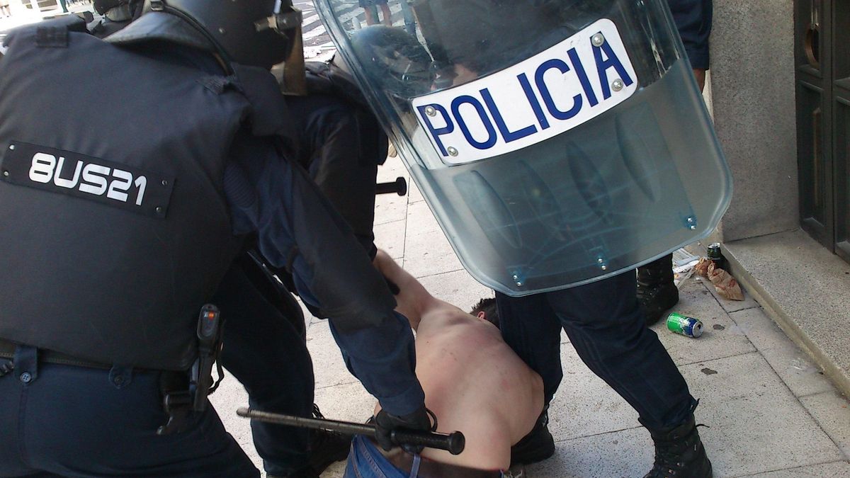 El BNG pide la dimisión del delegado del Gobierno por "desproporción" policial en el conflicto del cerco