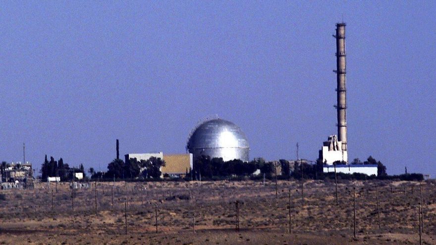 Fotografía del año 2000 de las instalaciones nucleares israelíes de Dimona.