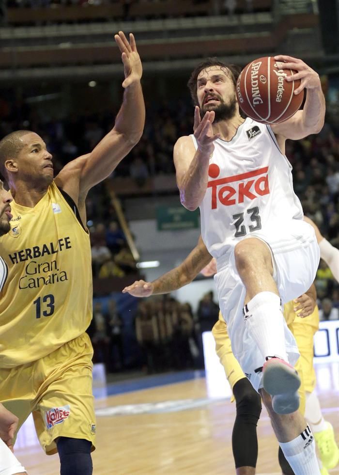 Partido de la final de la Copa del Rey 2016 entre el Herbalife Gran Canaria y el Real Madrid. Efe.