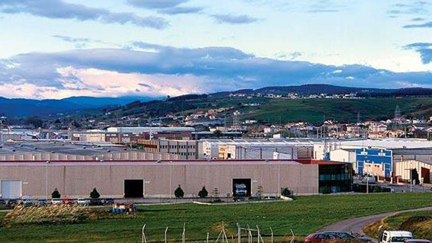 El Gobierno de Cantabria inicia la recalificación de suelo protegido por el POL para hacer el polígono industrial Solía