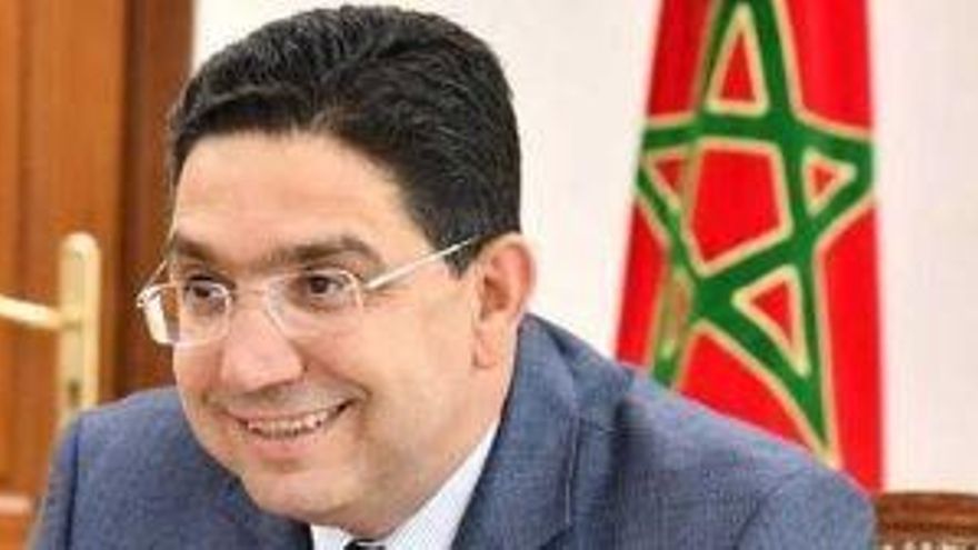 La sonrisa y dentadura Naser Burita, Ministro de Exteriores de Marruecos