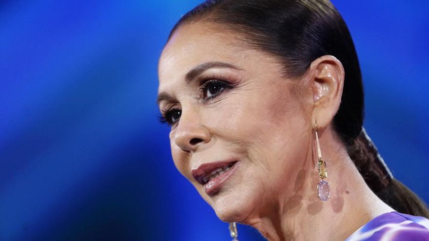 Es oficial: Isabel Pantoja firma con la productora Mediacrest para hacer una serie y un documental sobre su vida