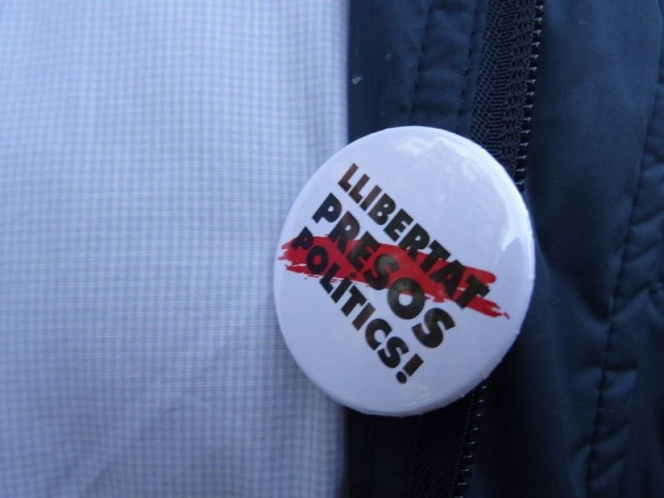 2017. En una manifestación tras el 1-0 en Barcelona con una chapa en defensa de los independentistas encarcelados.