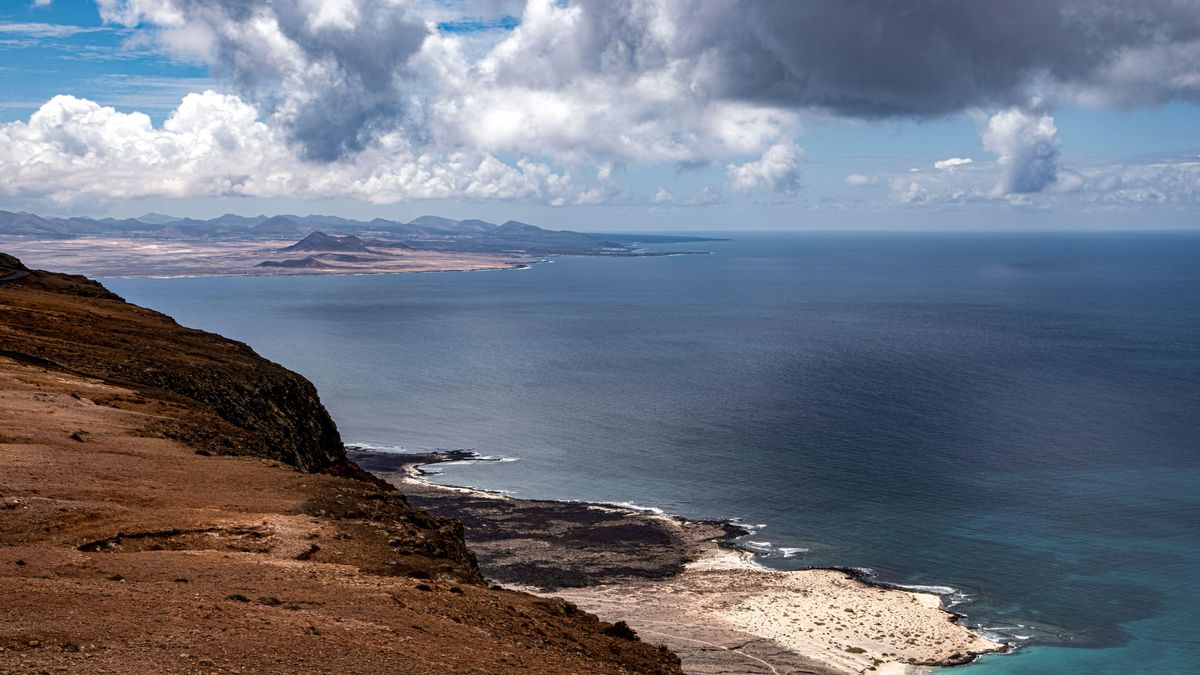 Muere un bañista de 54 años tras ser rescatado del mar con signos de ahogamiento en Esquinzo, Fuerteventura