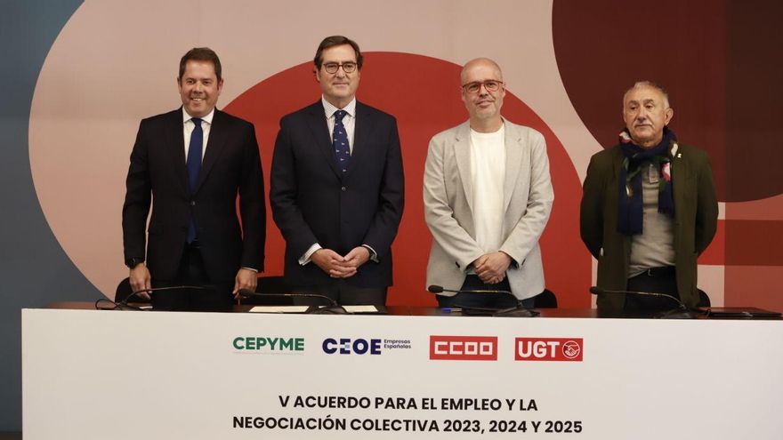 Patronal y sindicatos sellan el pacto para subir los salarios: "Ahora toca desbloquear los convenios"