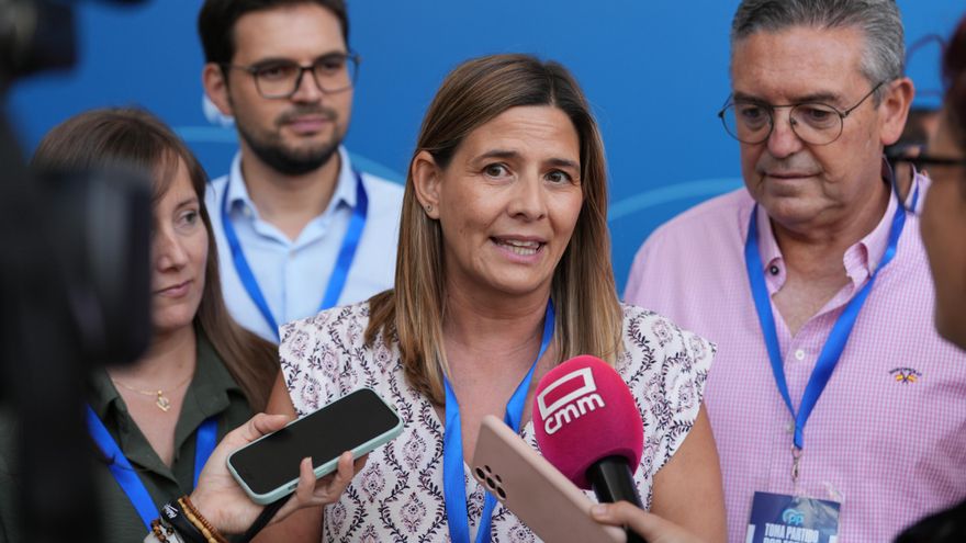 Carolina Agudo ve un "hito" que Núñez haya 'colado' la "necesidad" de un pacto por el agua en la ponencia política del PP