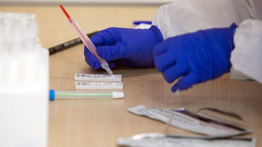 Archivo - Tests de antígenos.