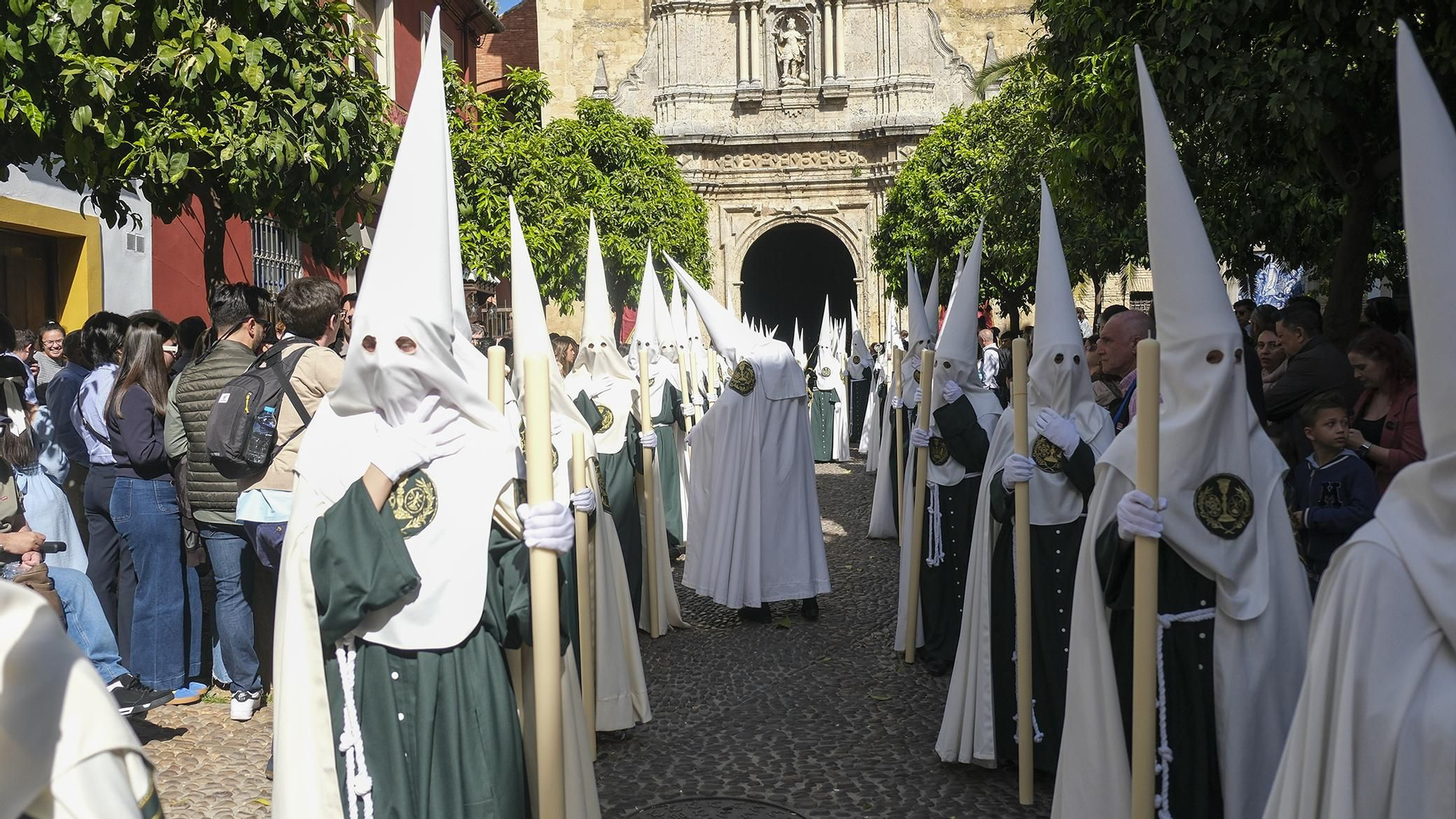 Salida procesional de la Hermandad del Huerto, en imágenes