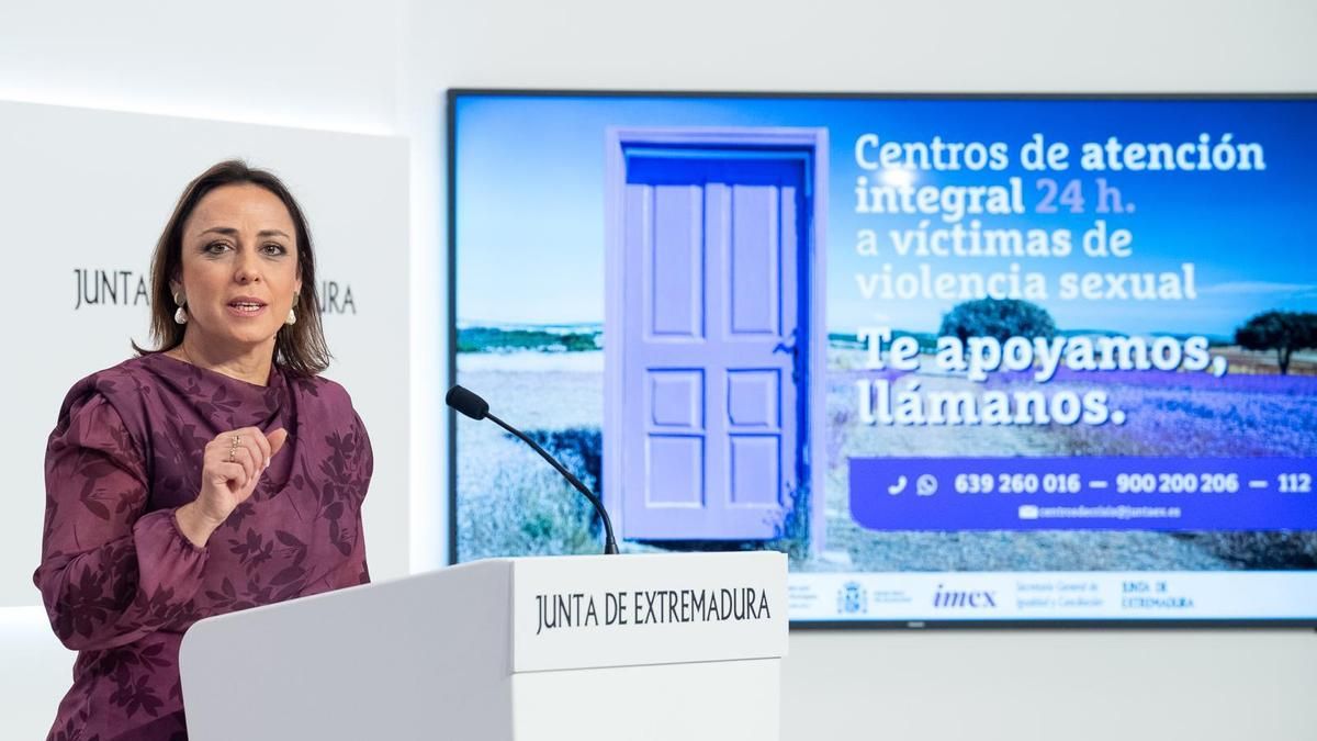 La secretaria general de Igualdad y Conciliación, durante la rueda de prensa.