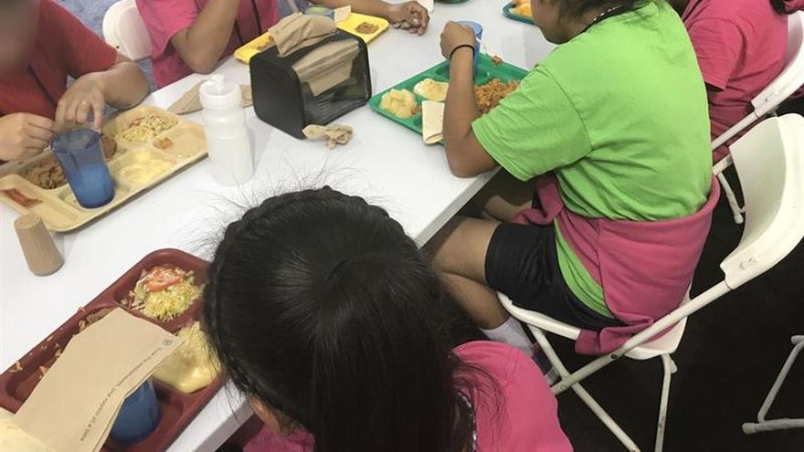 Pentágono evalúa acoger a miles de inmigrantes en carpas y bases abandonadas