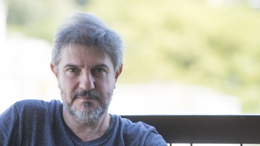 Jorge Consiglio: “El arte es el lugar de la utopía, de lo desflecado”