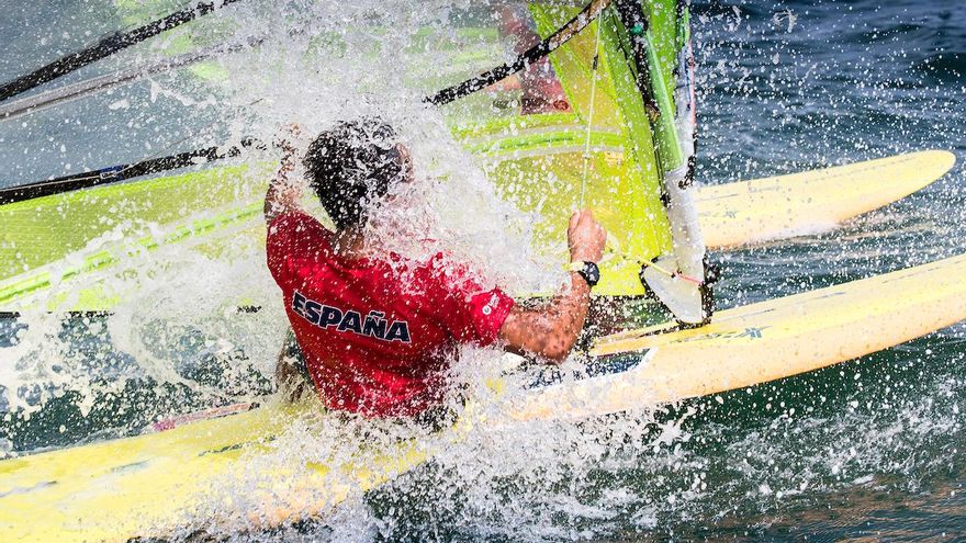 Ángel Granda representará a España en los JJOO de Tokio en RS:X