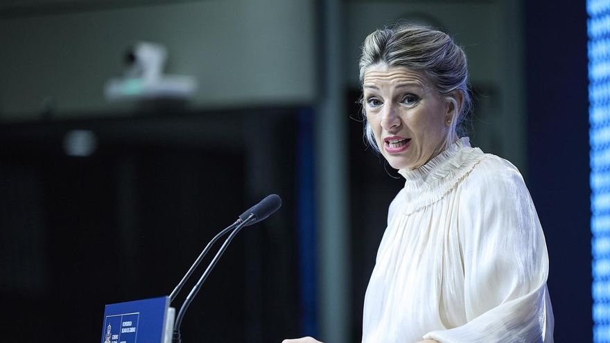 Yolanda Díaz durante su discurso en unas jornadas sobre trabajo y algoritmos, en la sede del Ministerio de Trabajo, este miércoles.