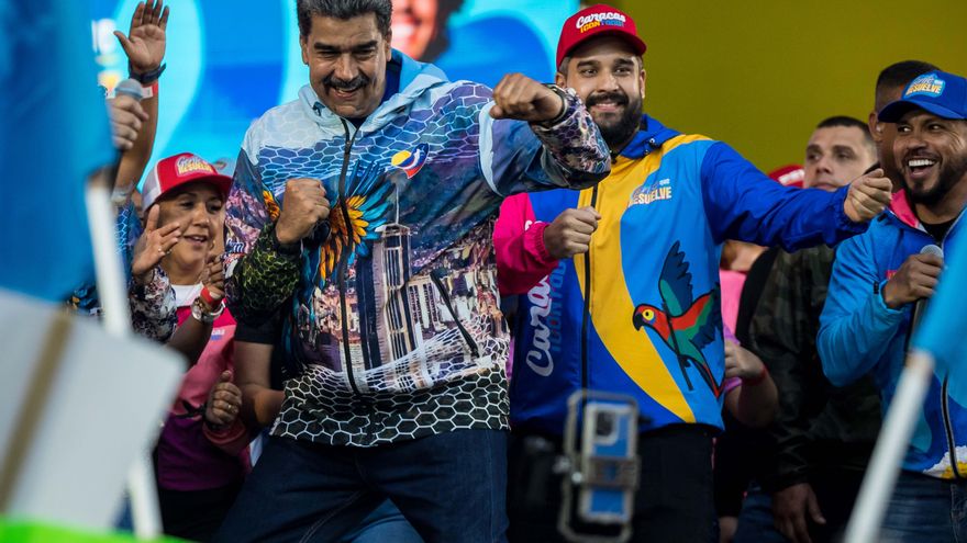 Maduro entregará en enero al nuevo Parlamento el proyecto de reforma constitucional