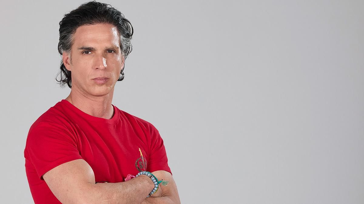 Posado de Toni Elías, concursante de 'Supervivientes 2026' en Telecinco