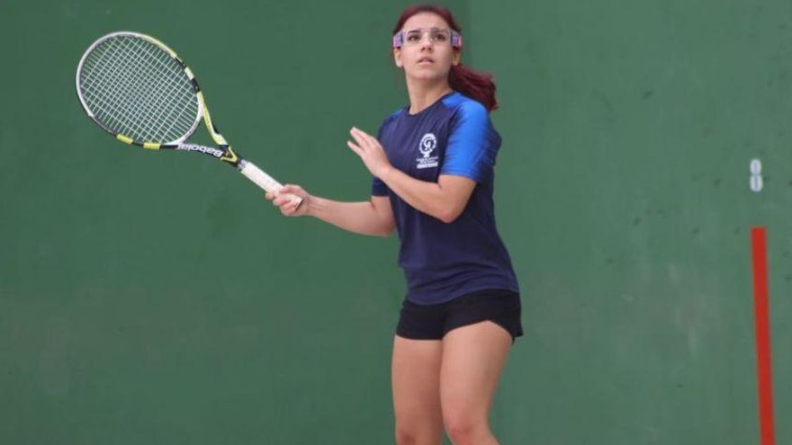 El Círculo de Amistad XII de Enero clasifica a una treintena de jugadores para los máster de frontenis