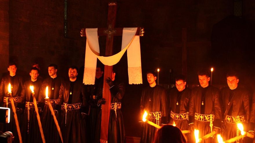 Los cofrades vuelven a rechazar la presencia de mujeres en la Semana Santa de Sagunt: la Fiesta de Interés Turístico Nacional en el aire