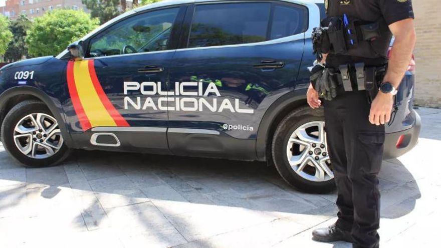 Un hombre detenido por secuestrar durante días a su pareja en una autocaravana aparcada en un huerto de Murcia