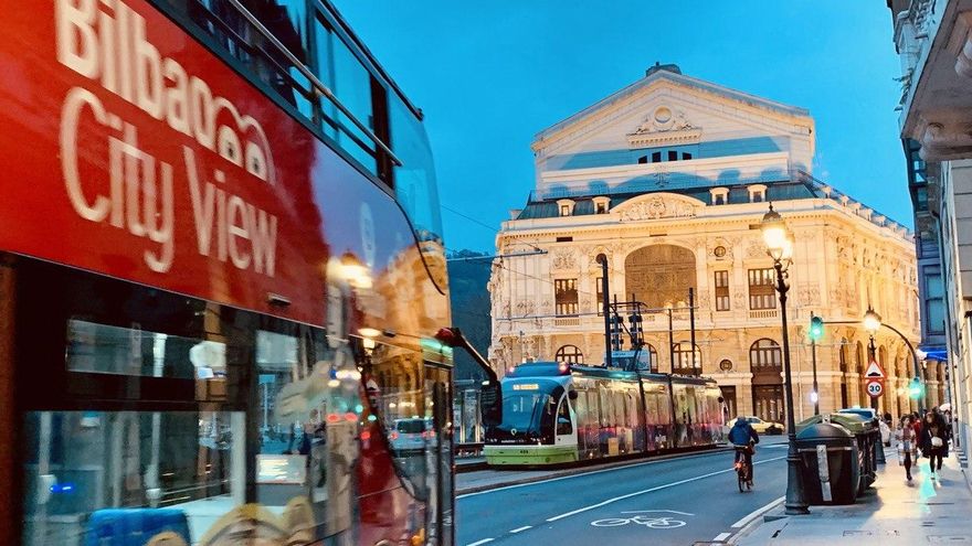 Euskadi mantendrá en 2024 un descuento de al menos el 20% en el transporte a la espera de más fondos del Estado