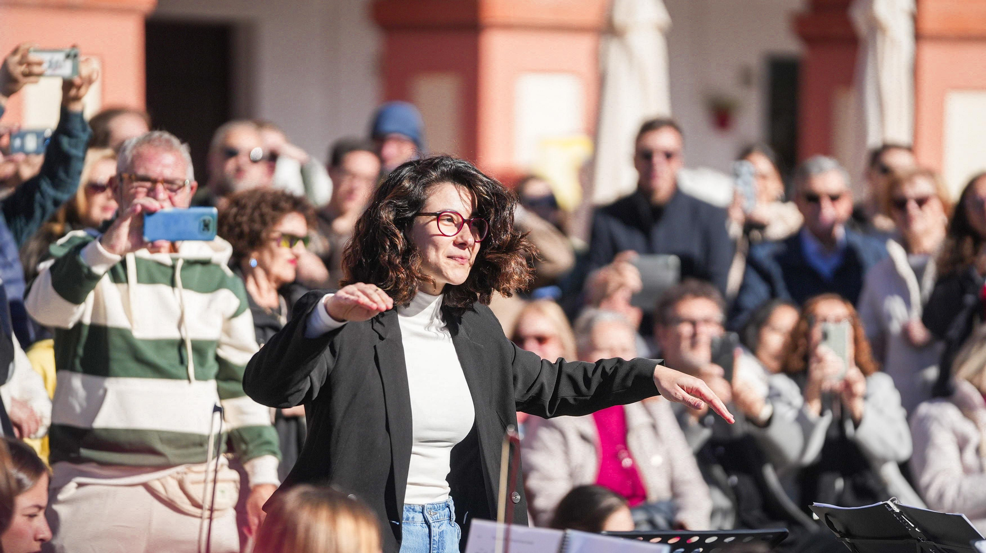 Concierto en La Corredera de la plataforma por un auditorio.