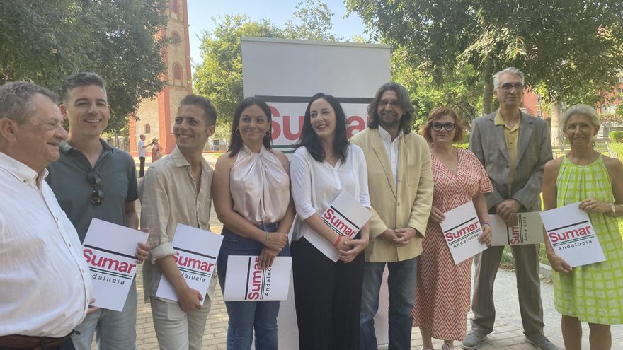 "Sumar, contar, coser y cantar": Sierra presenta en Sevilla un proyecto político "para ganar un país"