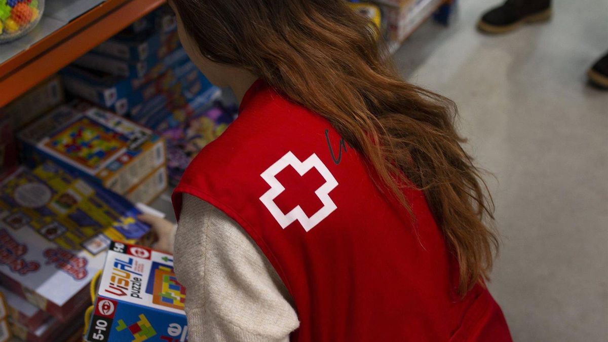 Cruz Roja pone en marcha su acción anual de recogida de juguetes para 800 niños