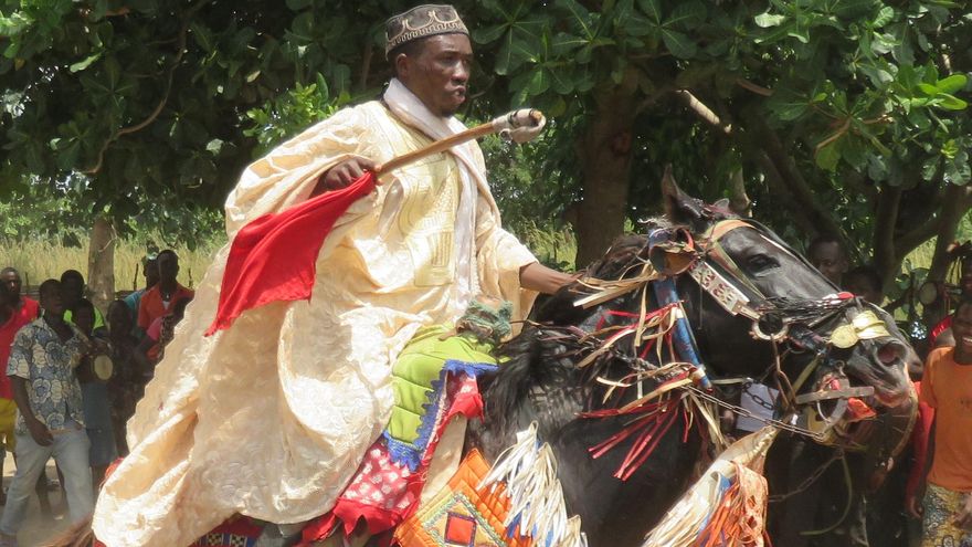 Demostraciones equestres en Kuande.