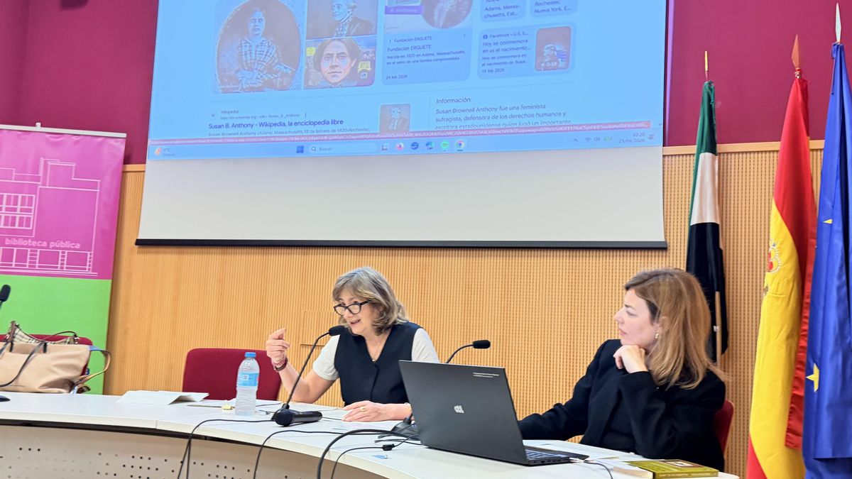 Amparo Serrano de Haro clausura las jornadas filosóficas ‘Paradoxa’ con una defensa de la estética feminista