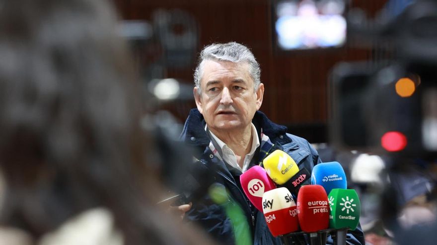 El consejero de Sanidad, Presidencia y Emergencias de la Junta de Andalucía, Antonio Sanz