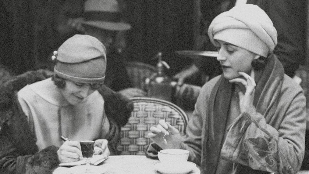 'La enemiga', la novela que enfrenta a una adolescente solitaria con una madre narcisista