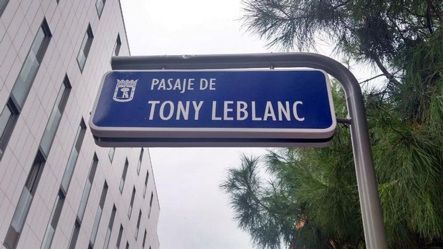 Emoción y chistes para descubrir la calle que Madrid dedica a Tony Leblanc