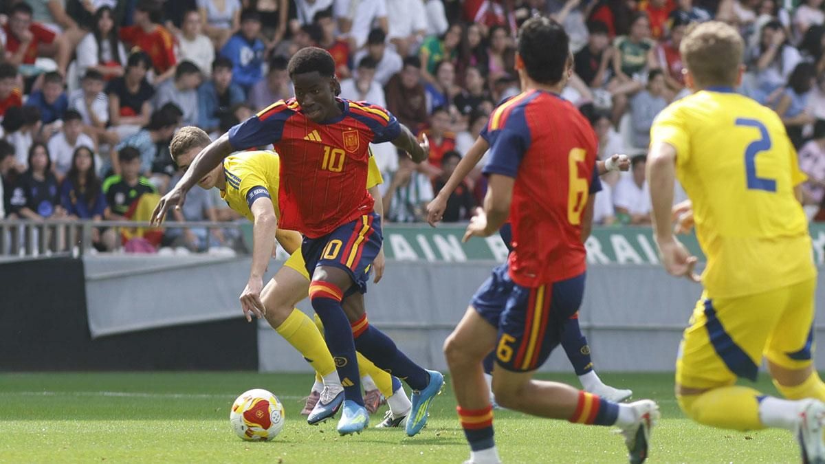 Las imágenes del partido España - Ucrania Sub 17 en El Arcángel