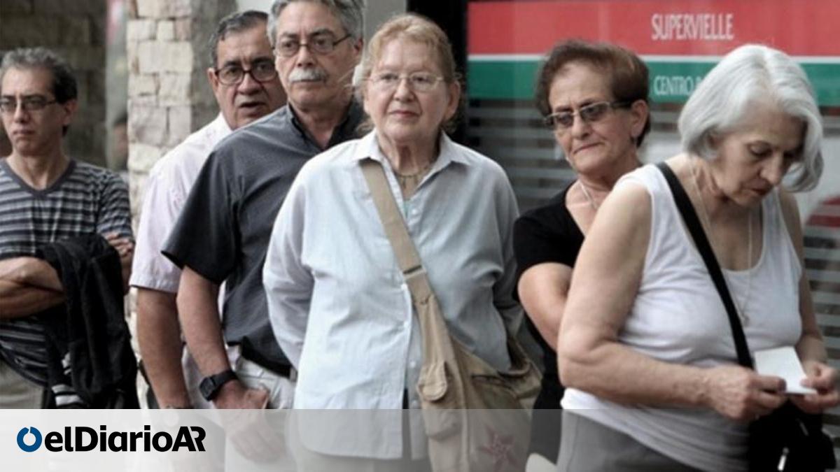El Gobierno anunció el pago de un bono para jubiladas y jubilados antes ...