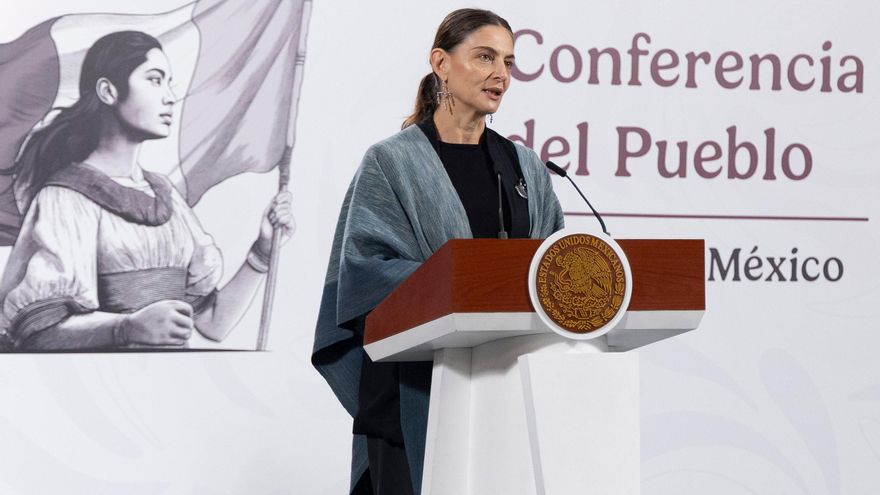 Adidas comienza diálogo con México sobre las sandalias inspiradas en huaraches oaxaqueños