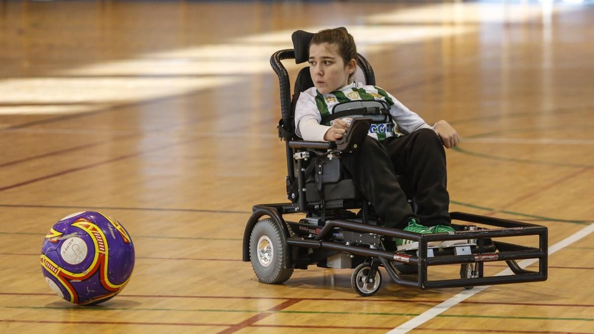 Ana Moreno, una de las jugadores del Atómicos citada con la seleccion andaluza