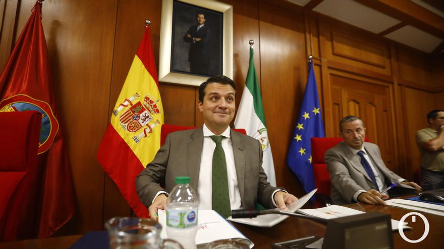 El 'caso Infraestructuras' monopoliza un Pleno en el que el alcalde defiende su "transparencia y honestidad"