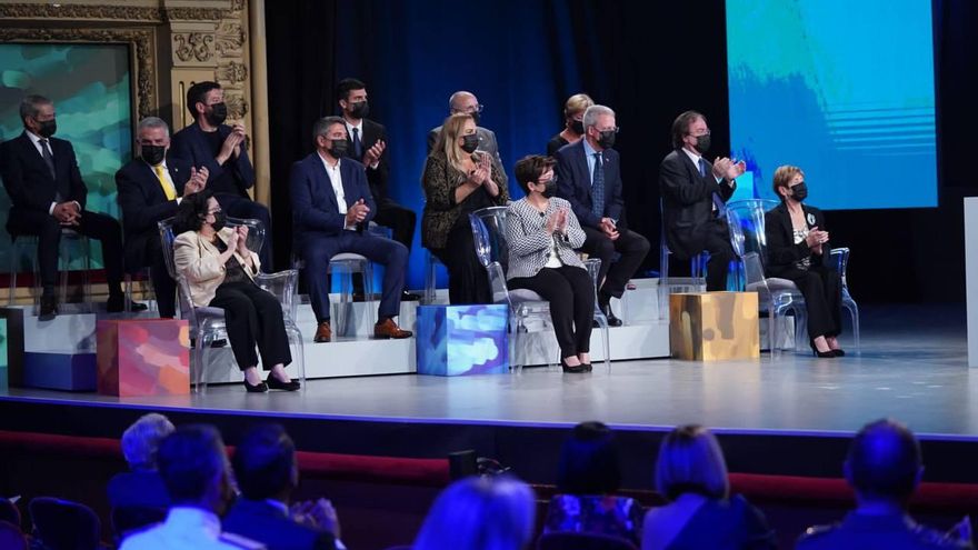 Premios Canarias 2021 esperando su galardón.