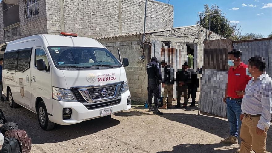 Agentes hallan a 65 migrantes en casa de seguridad en centro de México