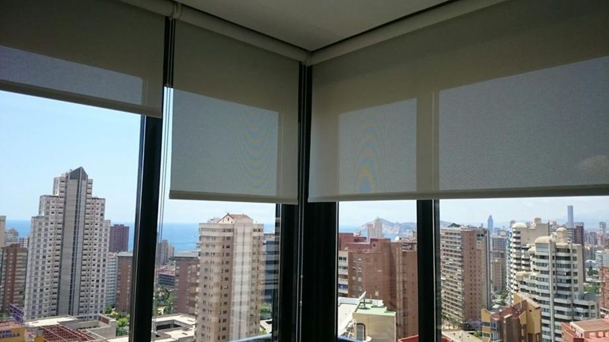 Cómo mejorar el gasto energético con los estores enrollables