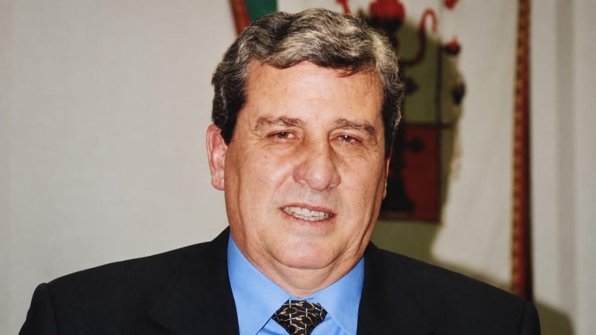 Muere Manuel Oviedo, el presidente del Córdoba CF del histórico 'Cartagenazo'