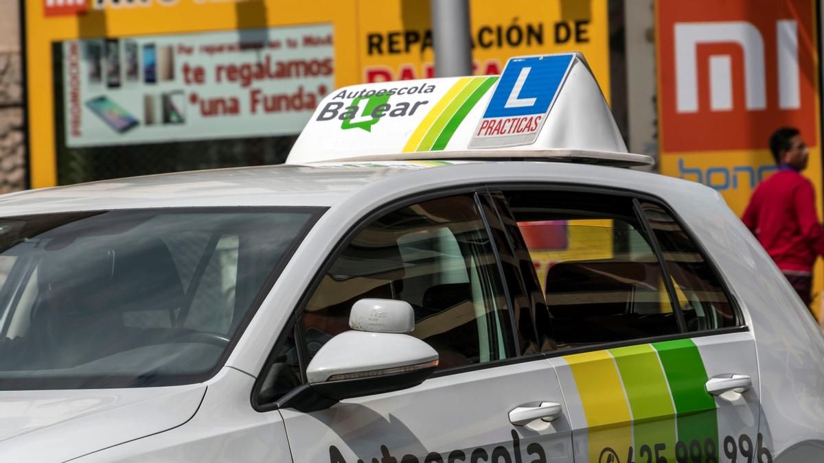 Castilla y León abre el plazo el 1 de octubre para pedir las ayudas de hasta 900 euros para el carné de conducir