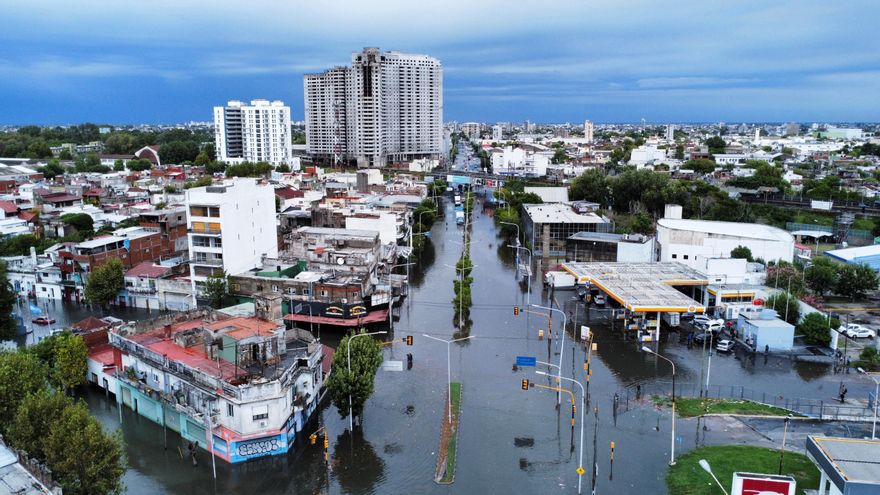 Clima: continúan las fuertes lluvias en el AMBA y hay alertas en tres provincias