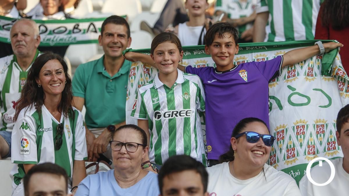 Grada Blanquiverde del Córdoba CF - Real Betis
