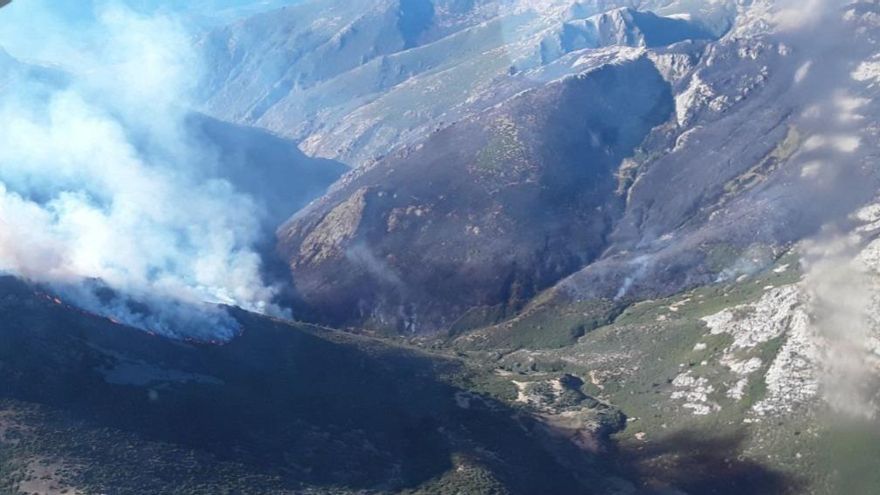 El incendio del Pico del Lobo baja de peligrosidad en Segovia y se desconvoca el Cecopi