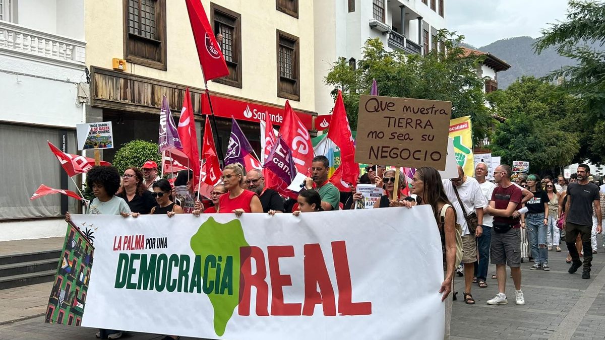 Manifestación en La Palma en defensa “de lo común y de los derechos sociales”