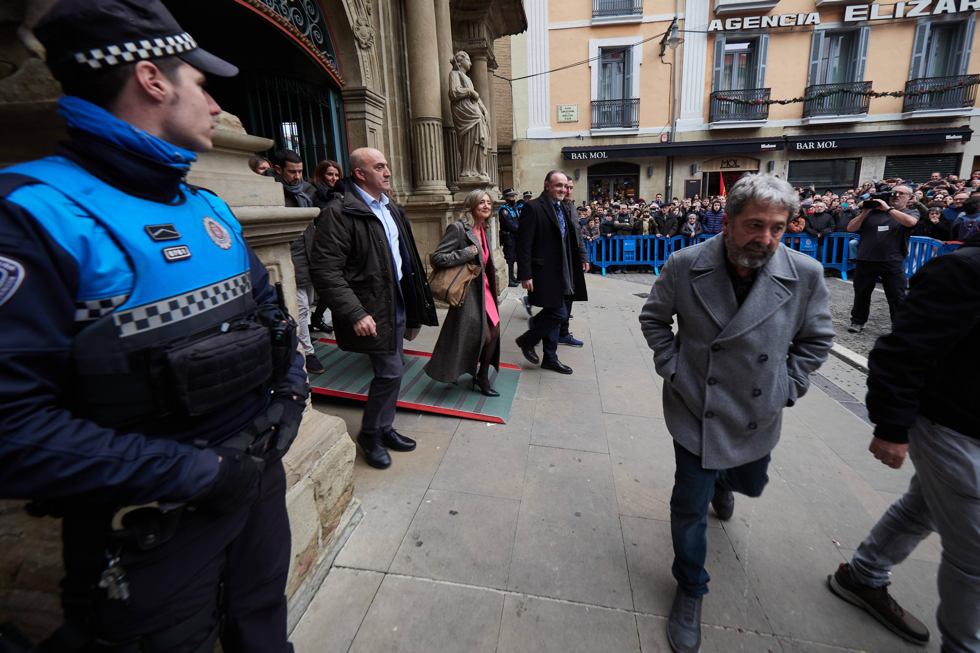 Cristina Ibarrola, a su salida del Ayuntamiento tras la moción de censura.