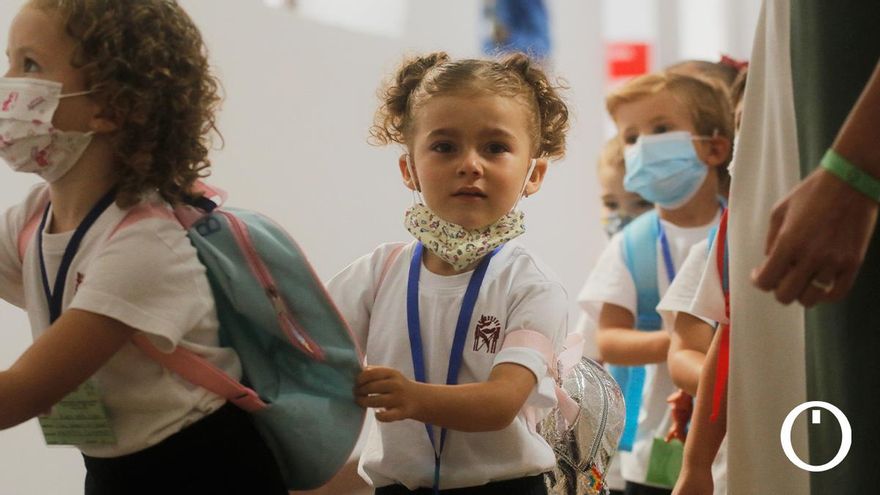 Alumnos del Colegio La Inmaculada en su vuelta al cole